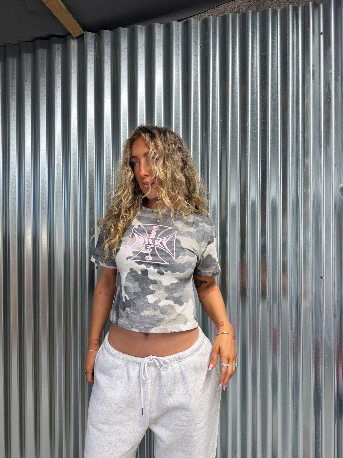 THE CAMO BABY TEE