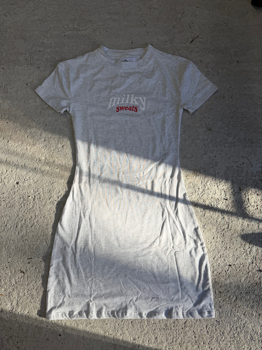 THE T SHIRT DRESS