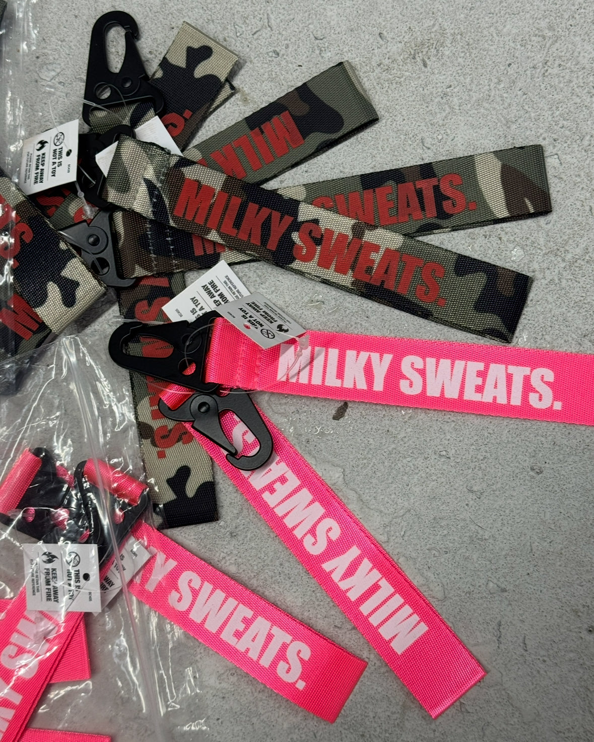 MILKY UTILITY STRAP