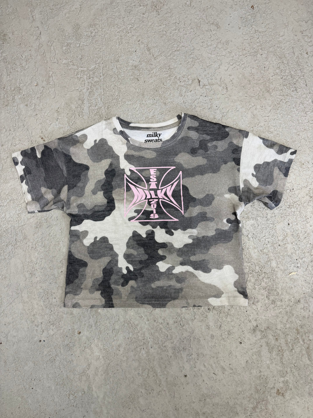 THE CAMO BABY TEE