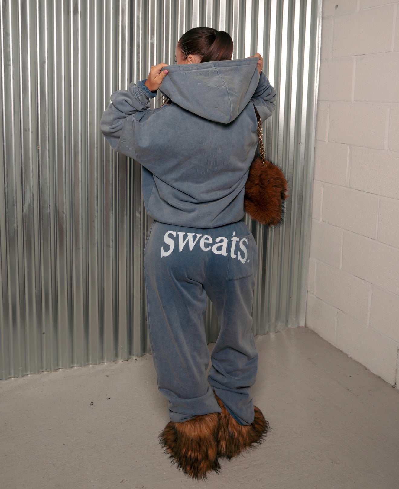 STEEL ESSENTIAL SWEATS